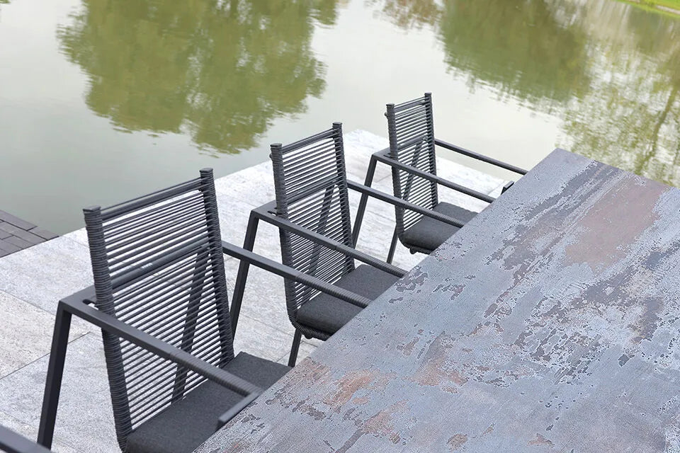 Borek | Faro Dekton Gartentisch | 310 x 100 x 75 cm