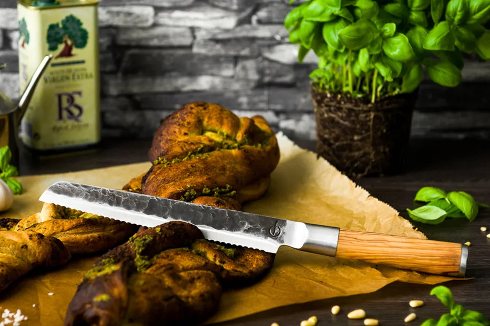 Olive Forged | Brotmesser